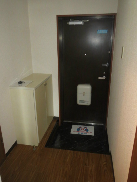 グランエクセル和泉 玄関