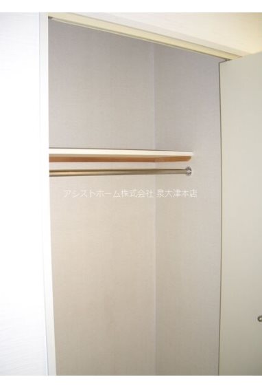 アルザブルータワー 収納
