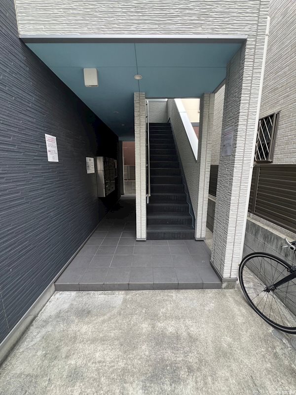 アイティーオ七道 エントランス