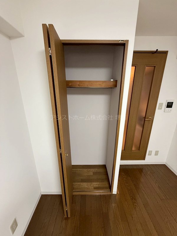 アップロアー 収納