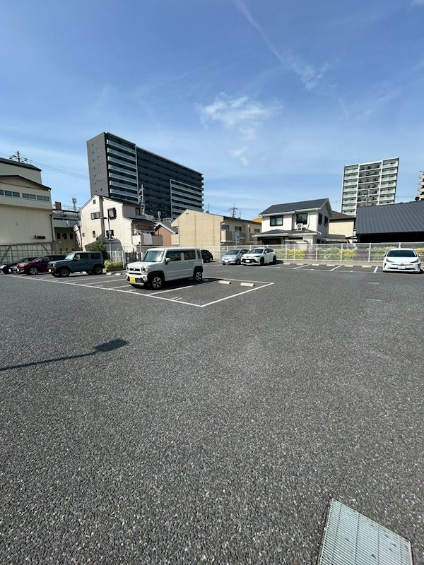 ドーマ泉大津 駐車場