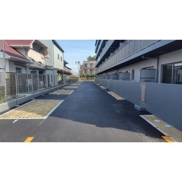 サザンクレスト高師浜 駐車場