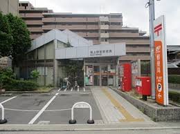 ロイヤルコート上野芝 郵便局