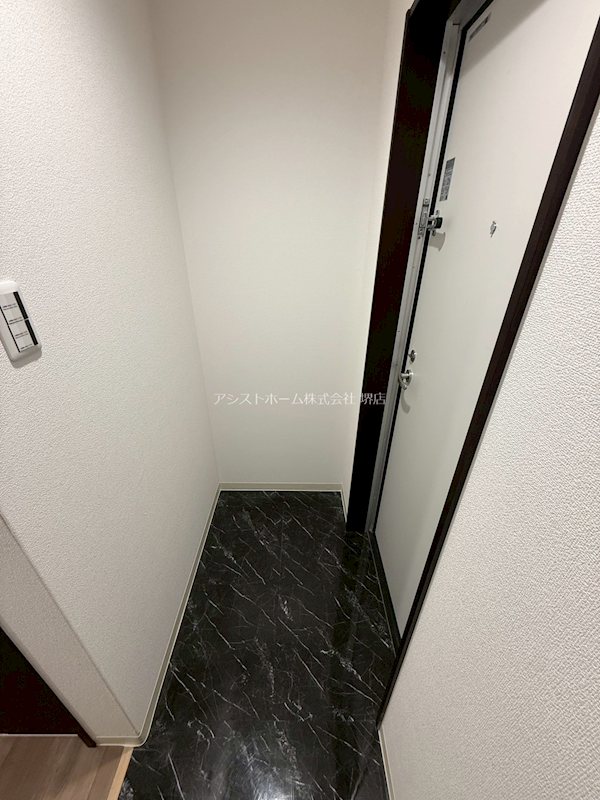 ハウスモメゾン大浜B棟 玄関