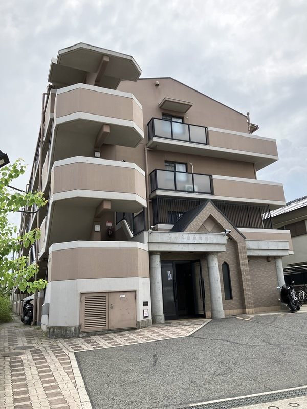 セーヌ東岸和田 外観