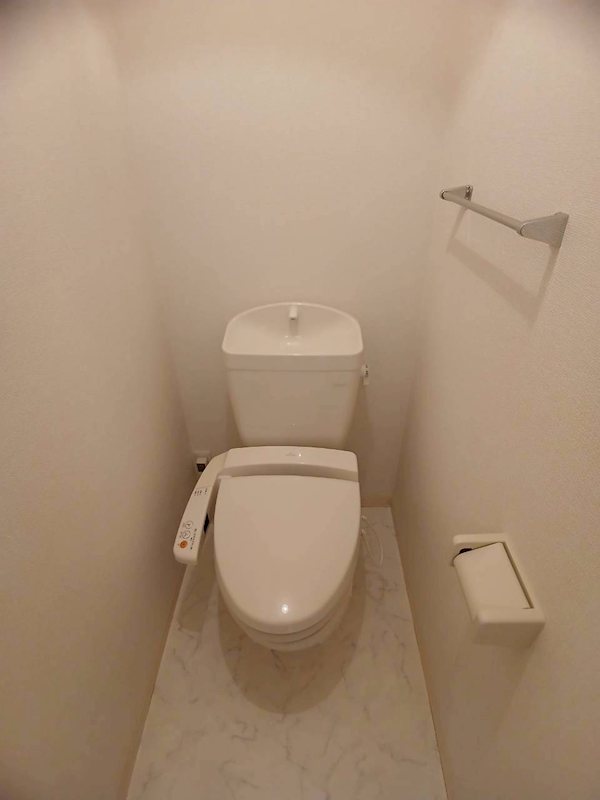 ヒルズ羽衣 トイレ