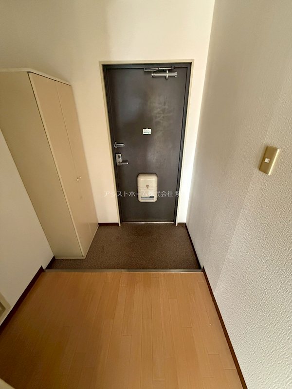 ラメゾン坂口 玄関