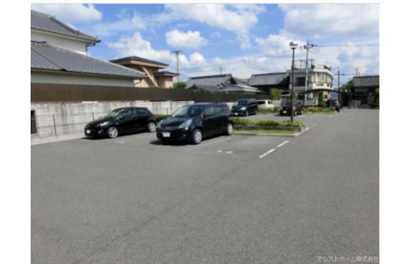 ハニーエストゥディオ 駐車場