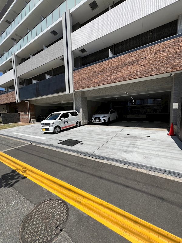 オリエンテム宿院南 駐車場