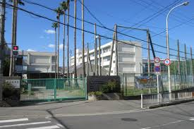 カーサ三国ヶ丘 中学校