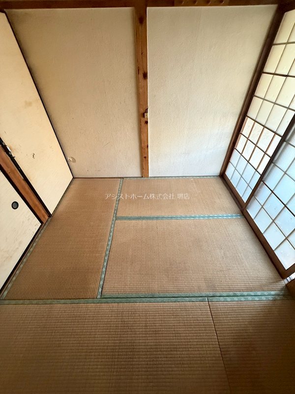 湊駅前住宅 内装