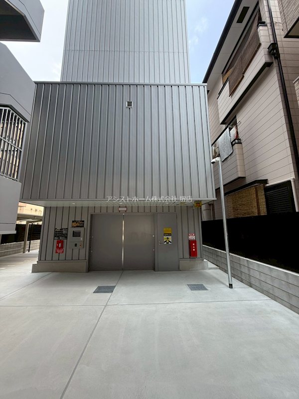 S-RESIDENCE堺altklas 駐車場