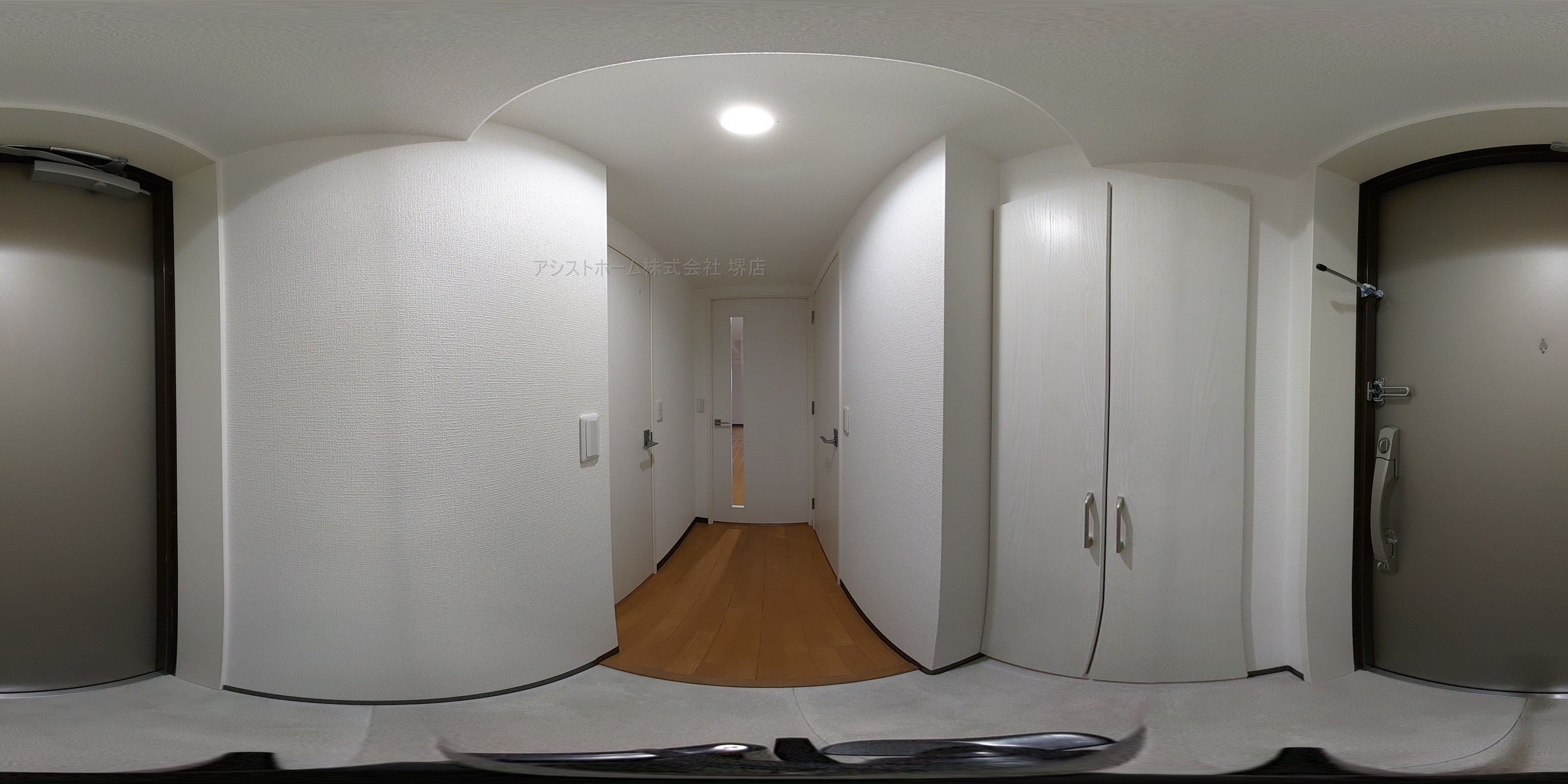 KMレジデンス堺東駅前  玄関