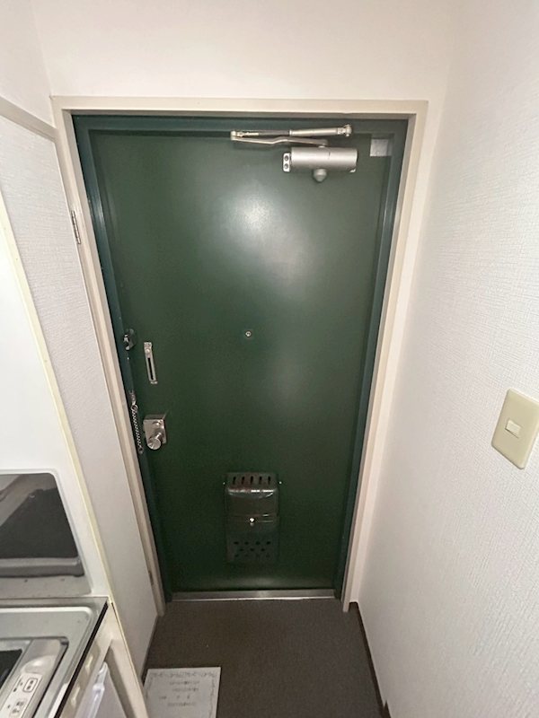 ラフォーレ助松 玄関