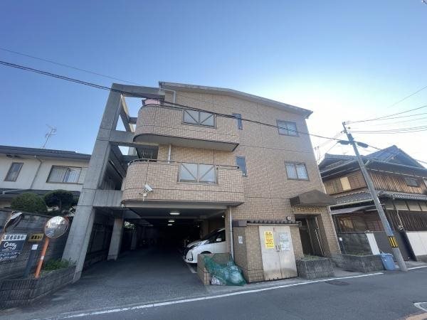 ルミエールマゴジⅣ 外観