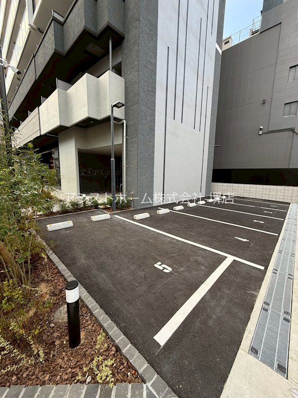 S-RESIDENCE堺blaze 駐車場