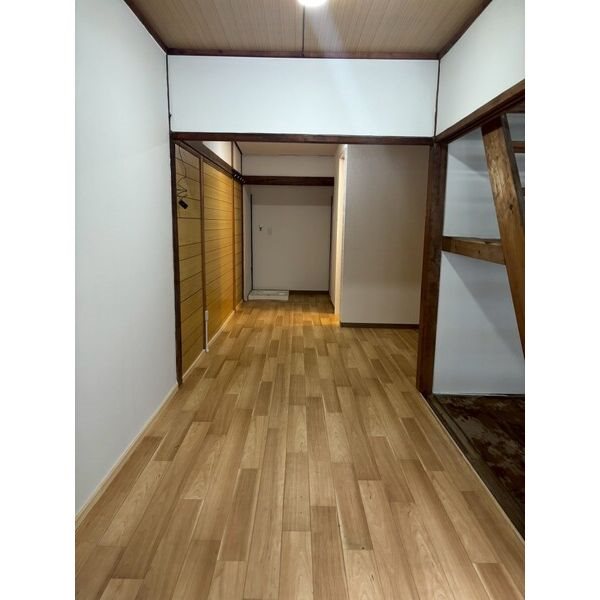 富秋町テラス 収納