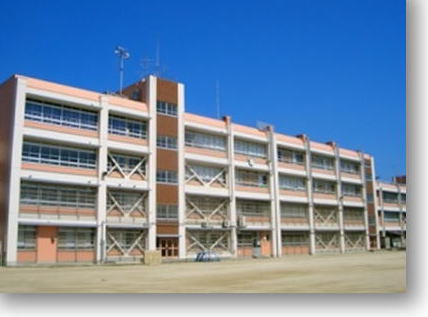 グリーンガーデン羽衣 小学校