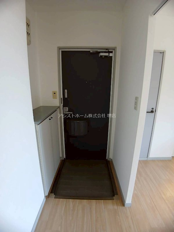 ウィンディア草部 玄関