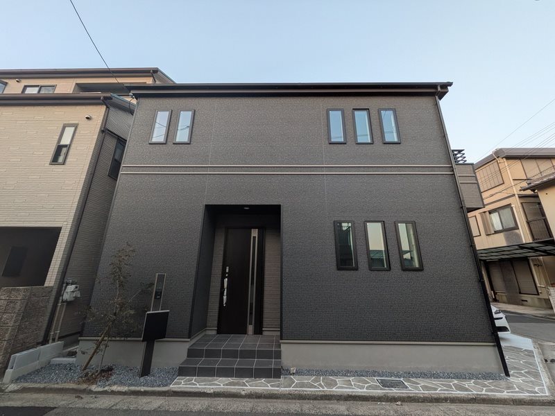 高石市千代田4丁目・戸建 エントランス