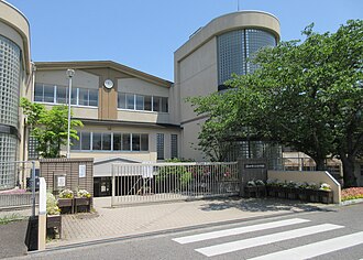 クインテット土生 中学校