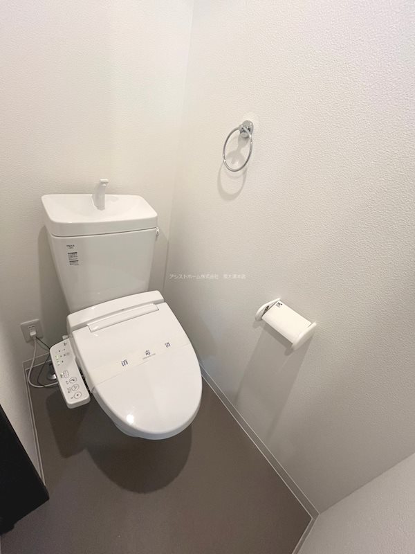 ジーメゾン泉大津イエナス トイレ
