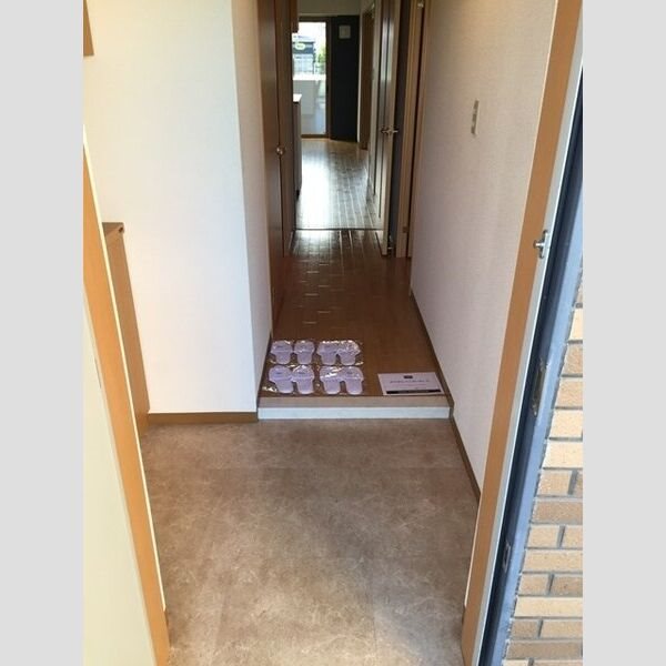ベルナードサーモス 玄関