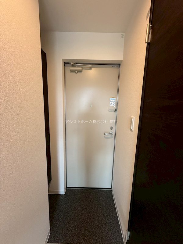 ジーメゾン石津町東プリシエ 玄関