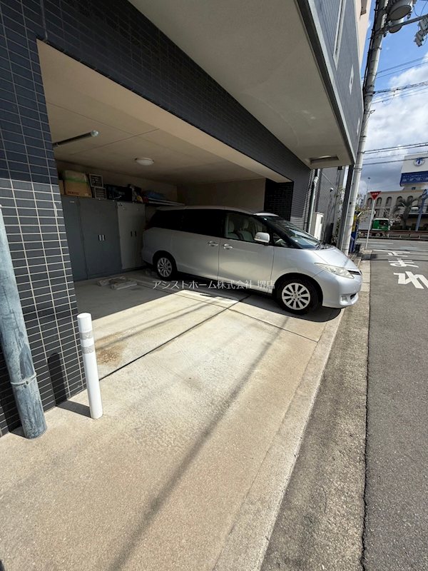 クリアグラン 駐車場