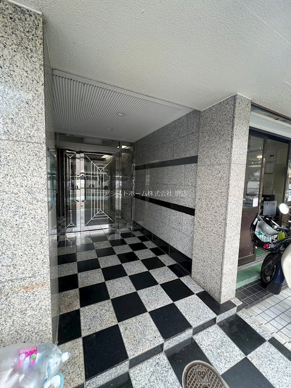 少林寺TKハイツ エントランス