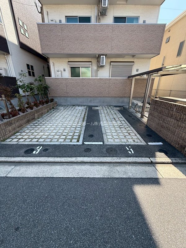 フジパレス湊Ⅱ番館  駐車場