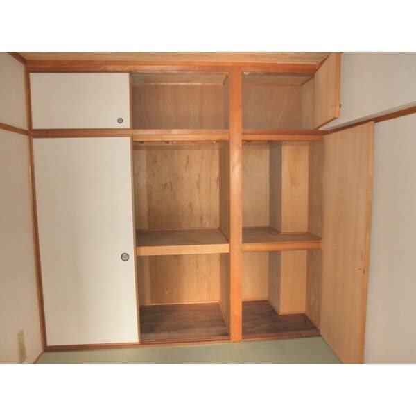 シルフィード東助松 収納