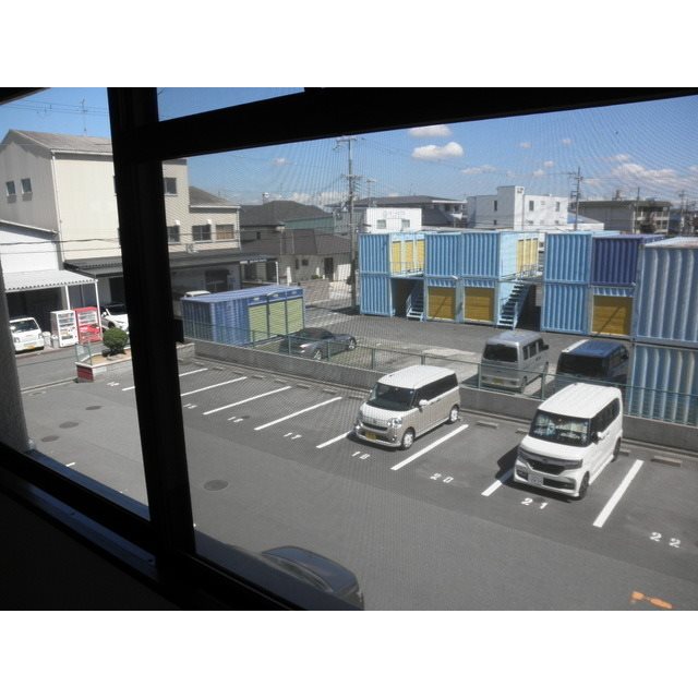 シルフィード東助松 駐車場