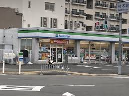 ライム高田  コンビニ