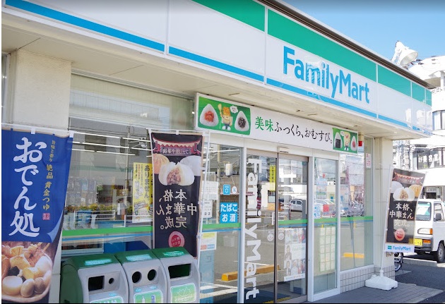 ロイヤルコーポ忠岡 コンビニ