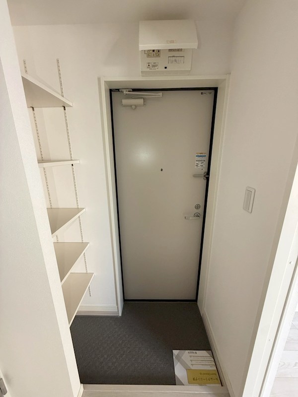 MELDIA湊 玄関