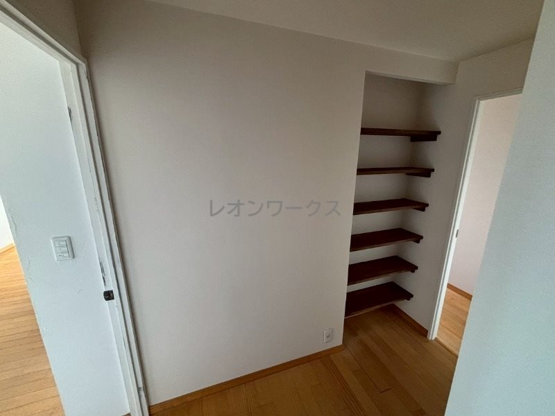 アルザブルータワーズ その他