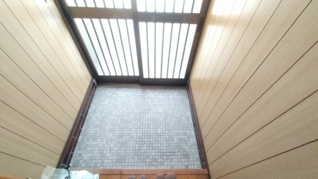 富秋町2-14-14テラスハウス 玄関