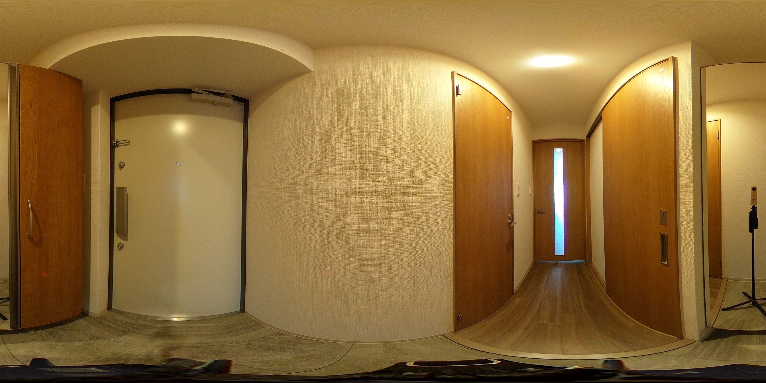 FREEDOMresidence堺大小路 玄関