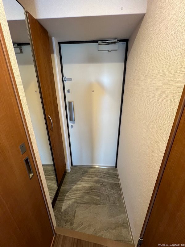 FREEDOMresidence堺大小路 玄関