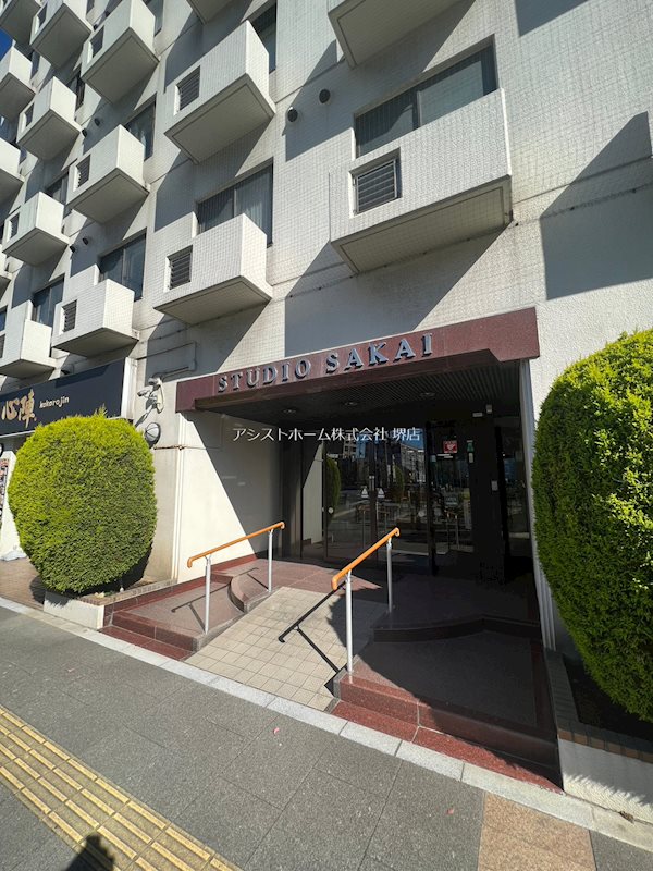 ステュディオ堺フェニックス エントランス