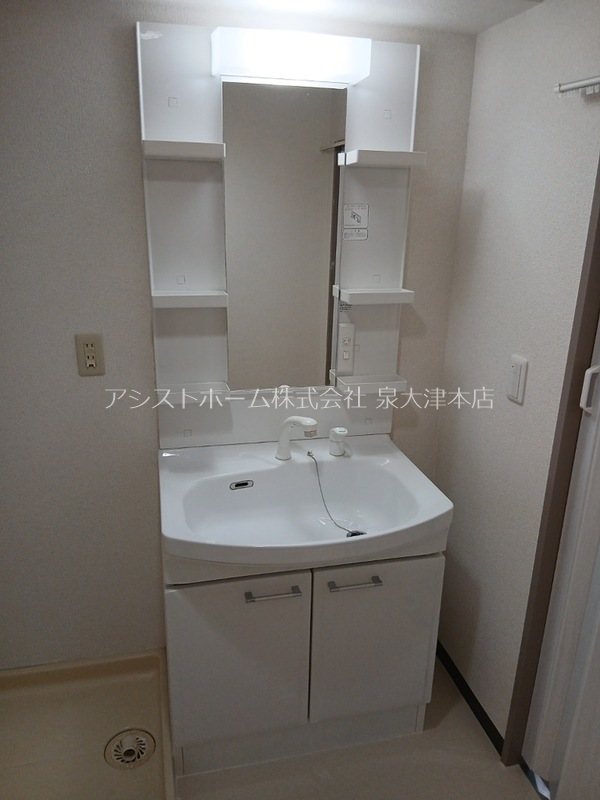 フローラル岸和田 洗面所