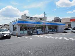 フォレストインサイド鳳 コンビニ