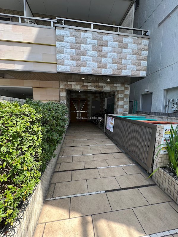 シティーコート北瓦町Ⅱ エントランス
