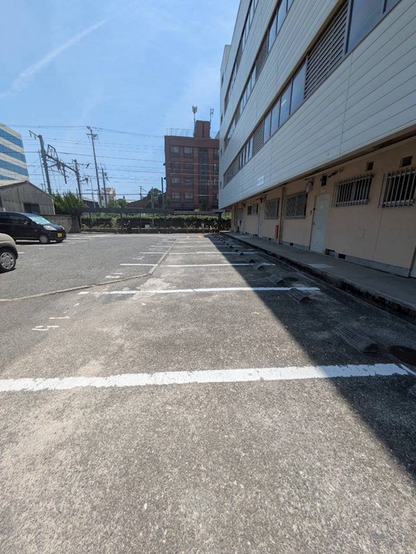 オリーブハイツ 駐車場