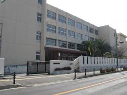 A－HEIGTS 中学校