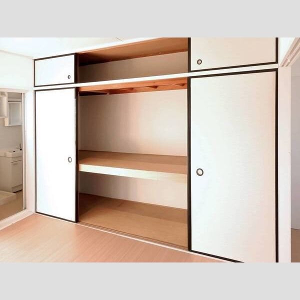 ビレッジハウス葛ノ葉4号棟 収納
