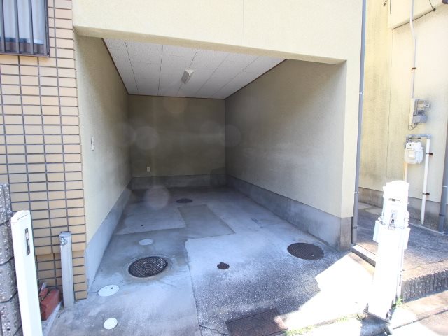 和泉市葛の葉町戸建 駐車場
