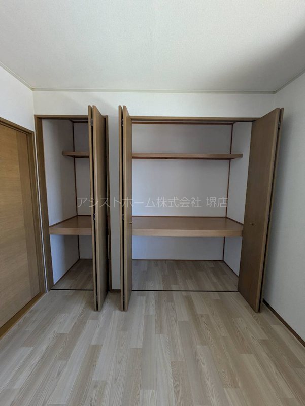 フレンドコーポB棟 収納