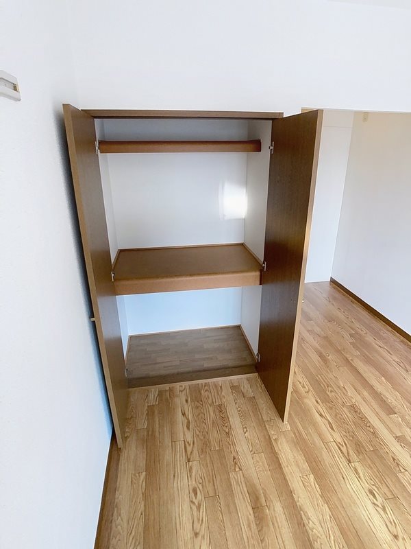 シャンソン和泉中央 収納